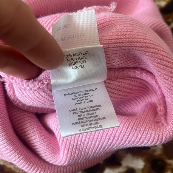 Brand New Caterpillar CAT Pink Knit Cuffed Beanie Hat White Embroidered Logo - Picture 8 of 11